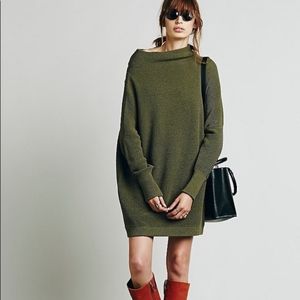 Free People Ottoman Slouchy Sweater in Aged Pine M